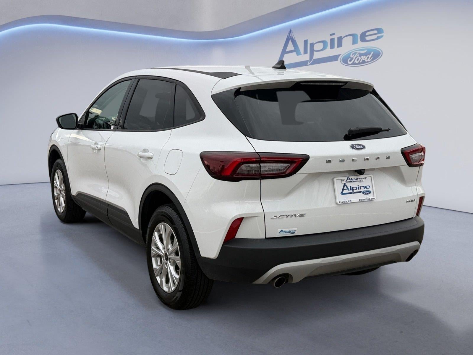 Used 2025 Ford Escape Active AWD/4WD image 3