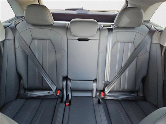 New 2025 Audi Q5 Premium Plus image 15
