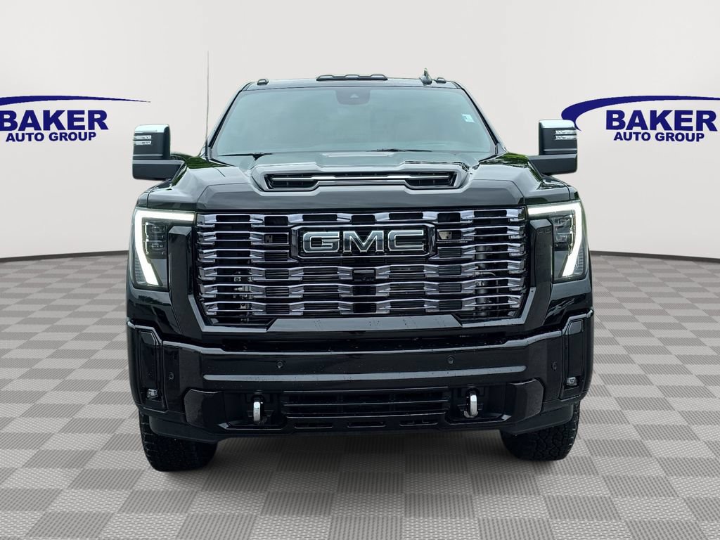 New 2026 GMC Sierra 3500 Denali Ultimate w/ LPO, Black Badging Package AWD/4WD image 2
