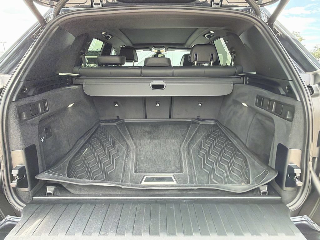 Used 2021 BMW X5 sDrive40i w/ Premium Package RWD image 12