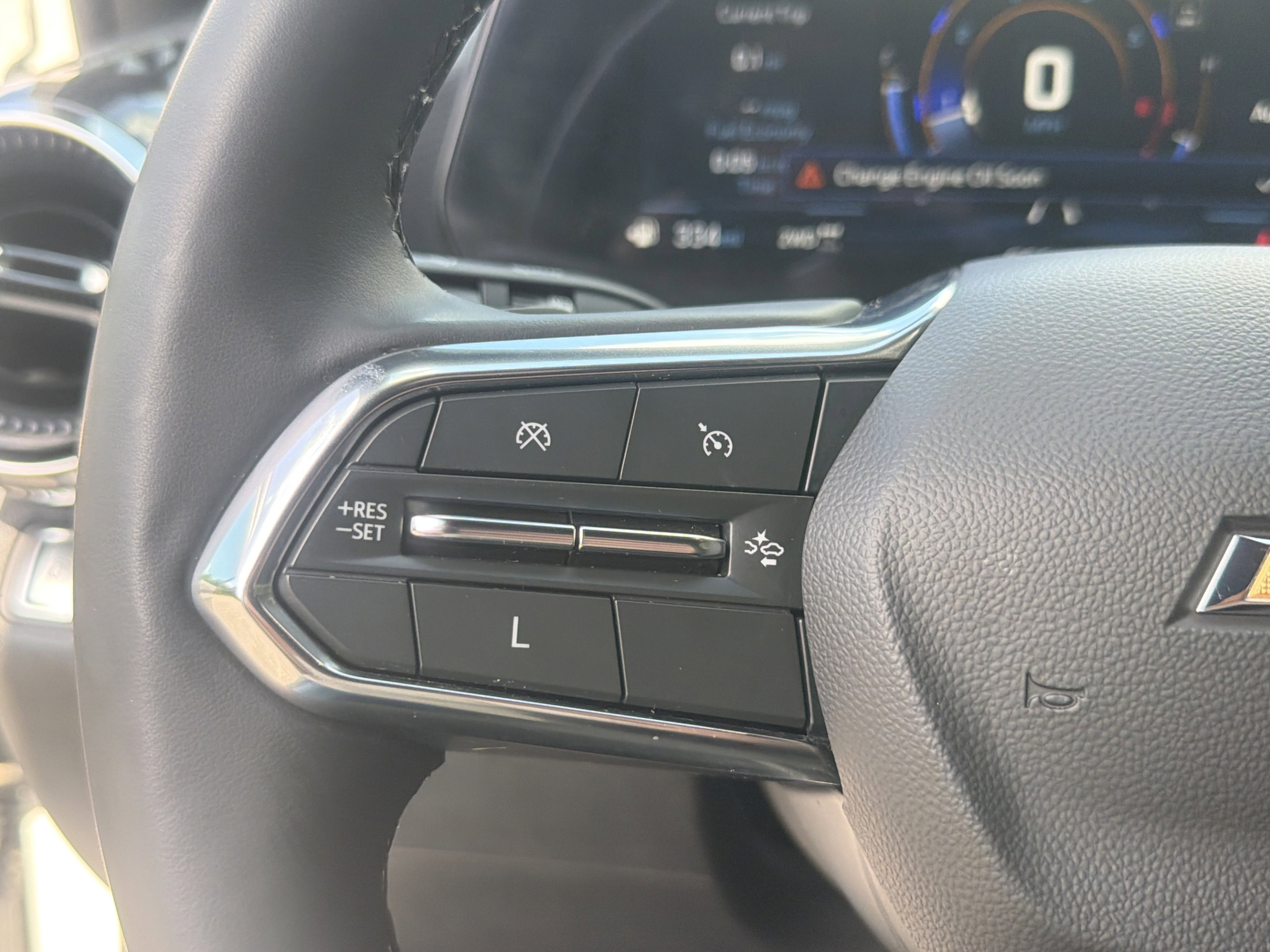 Used 2025 Chevrolet Equinox LT AWD/4WD image 12