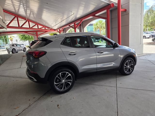 Used 2023 Buick Encore GX Select FWD image 12