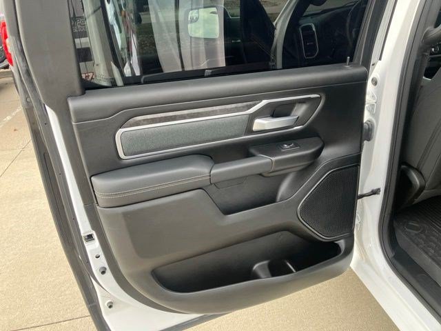 Used 2022 RAM 1500 Big Horn AWD/4WD image 18