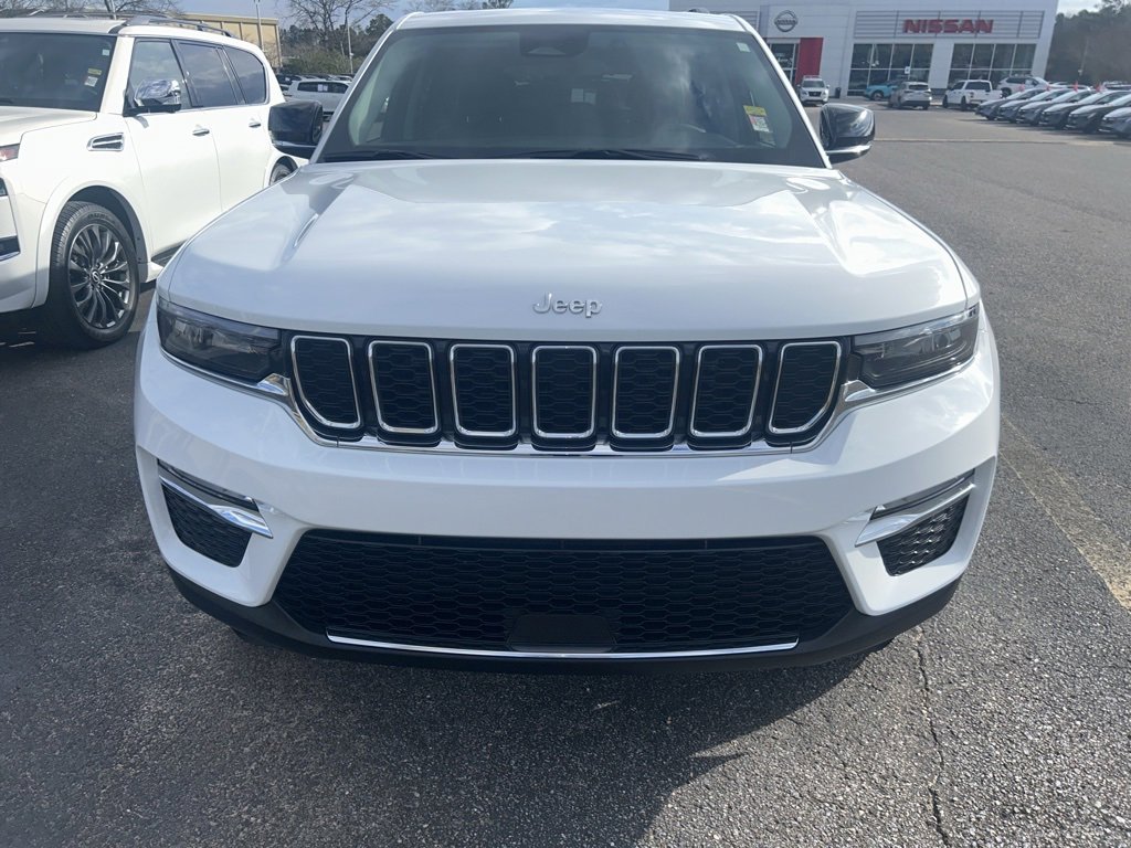 Used 2023 Jeep Grand Cherokee Limited image 8