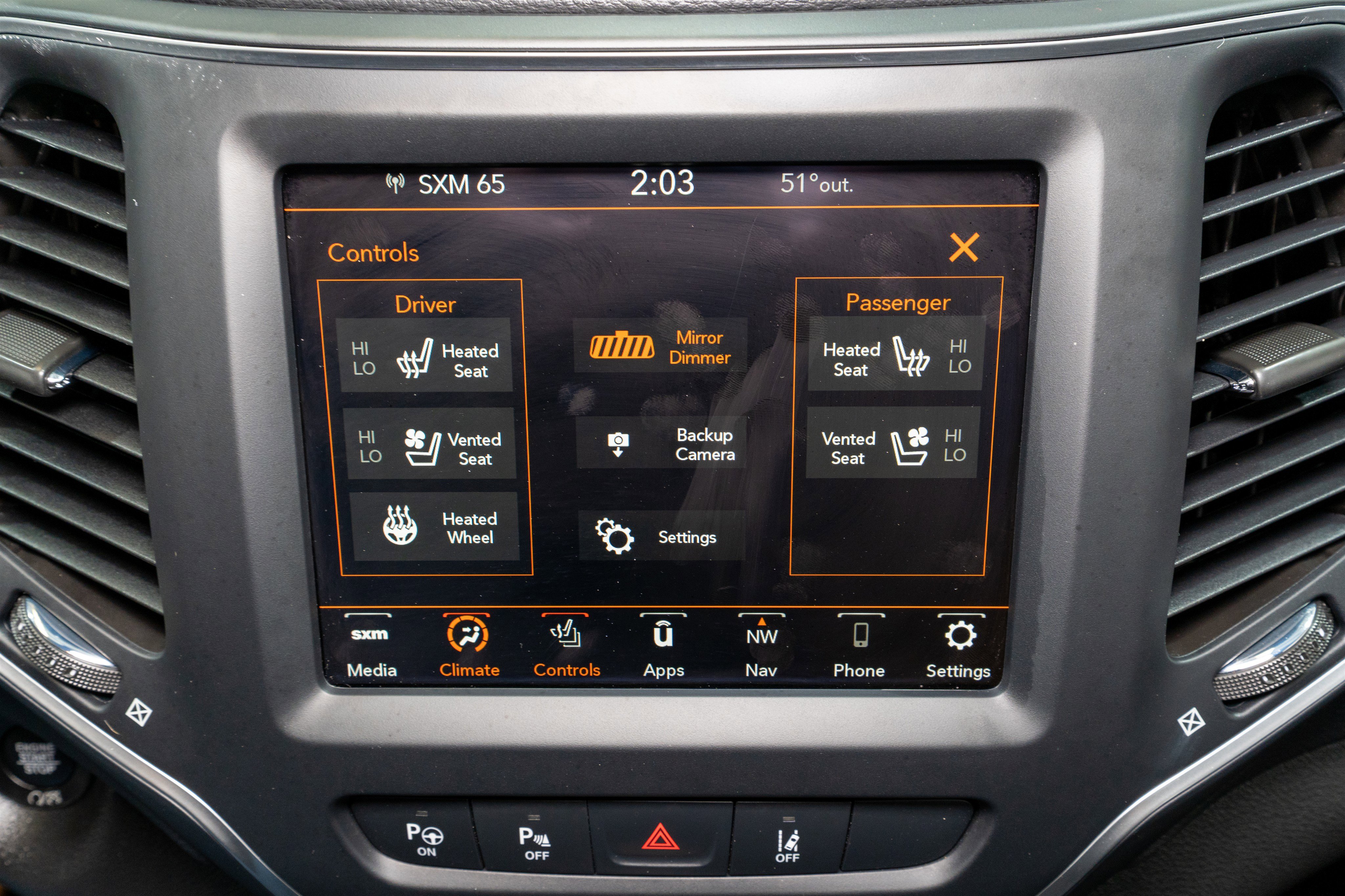 Used 2023 Jeep Cherokee Altitude Lux w/ Lux Elite Package AWD/4WD image 21