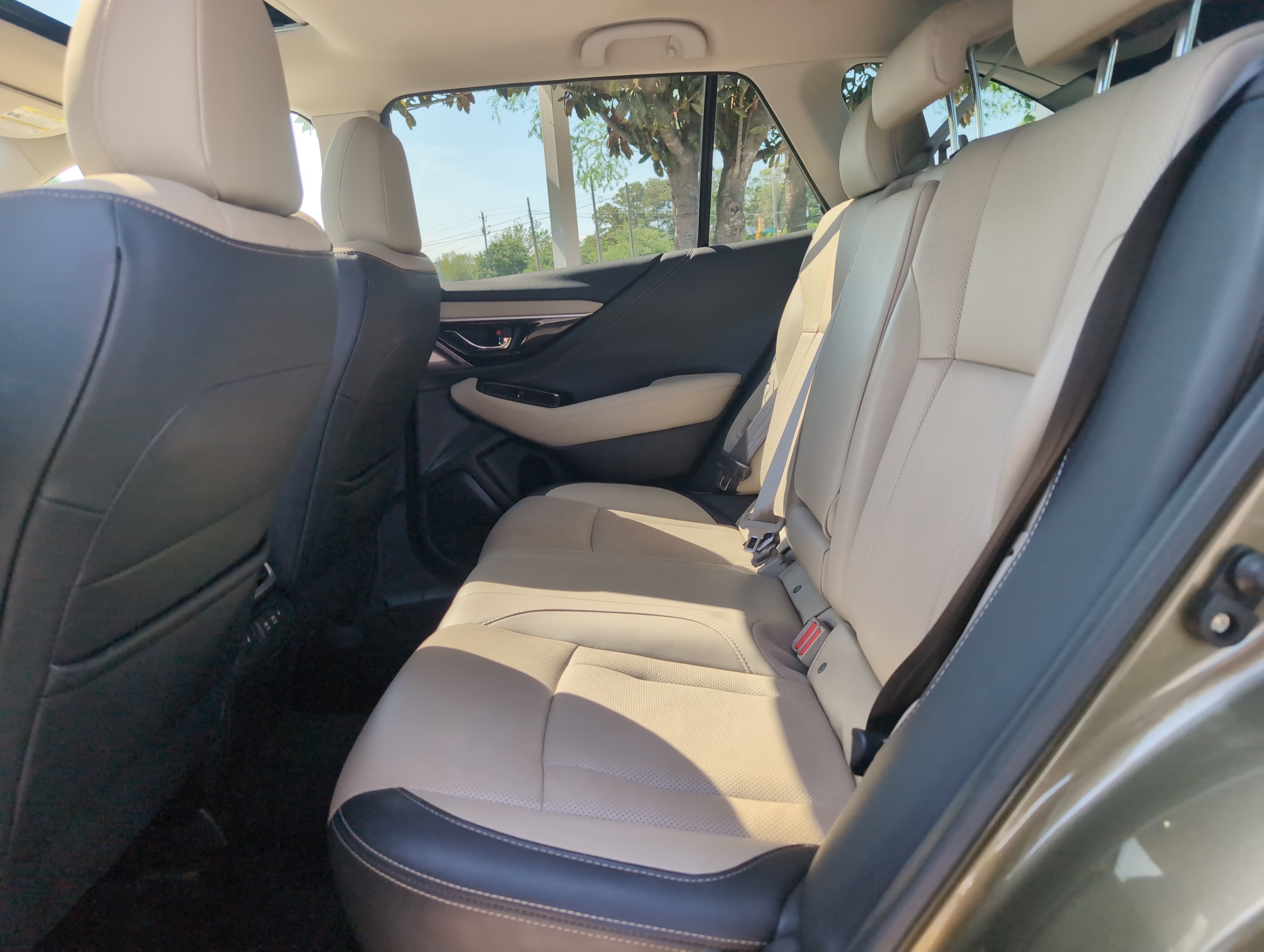 Used 2020 Subaru Outback Limited w/ Popular Package #2 image 31