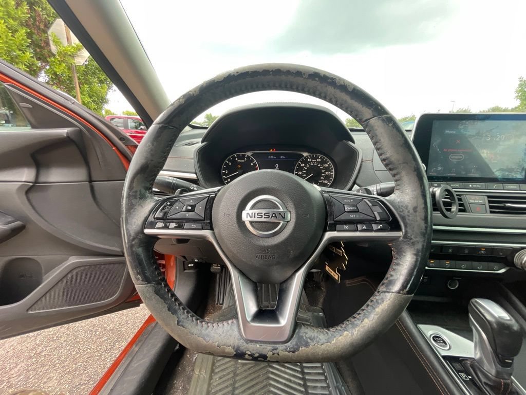 Used 2019 Nissan Altima 2.5 SR w/ SR Premium Package FWD image 12