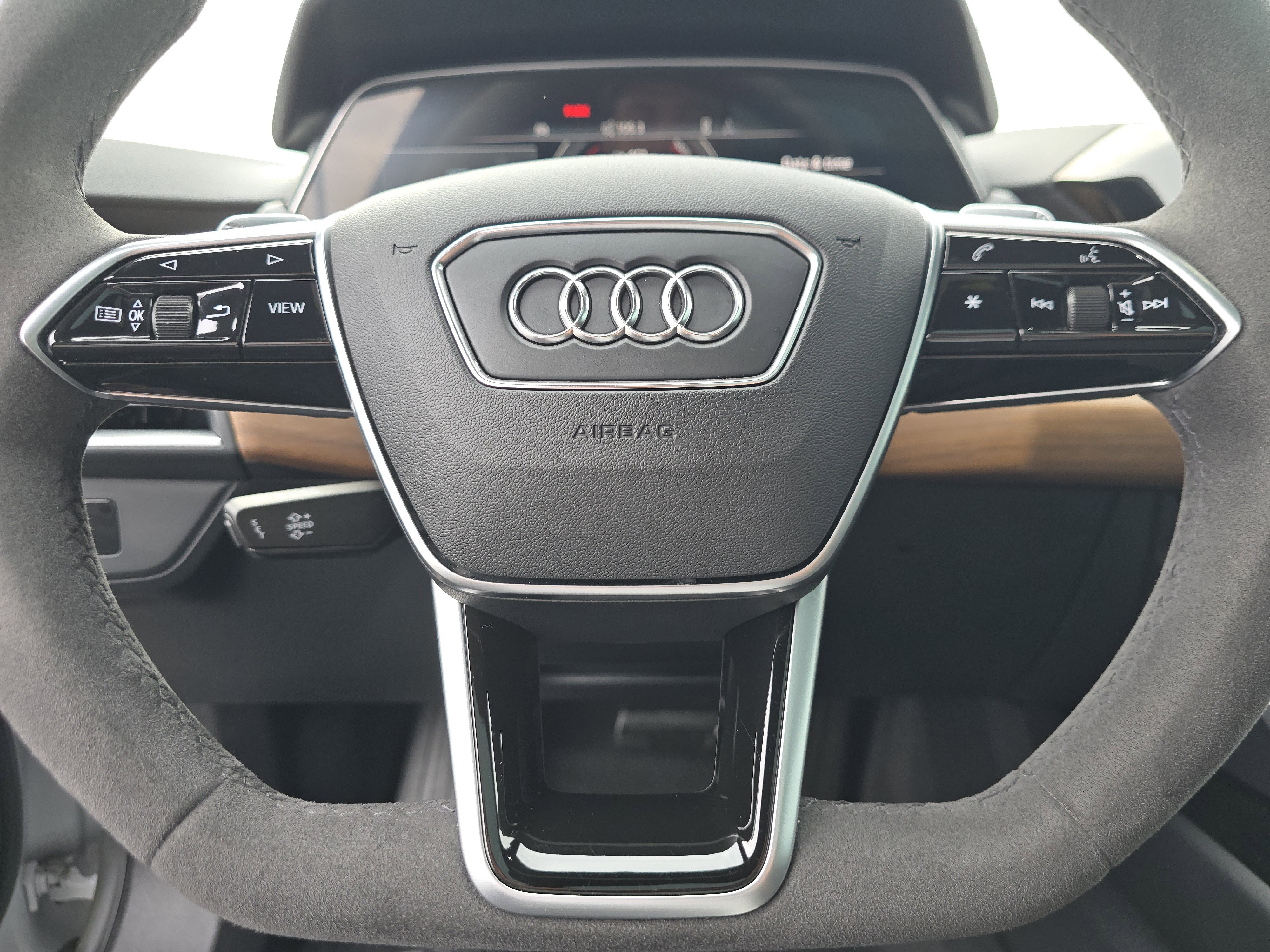 Certified 2023 Audi e-tron GT Premium Plus image 21