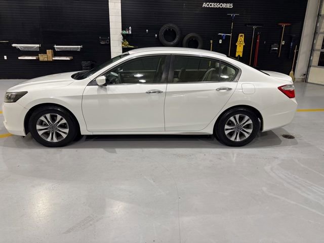Used 2014 Honda Accord LX image 3