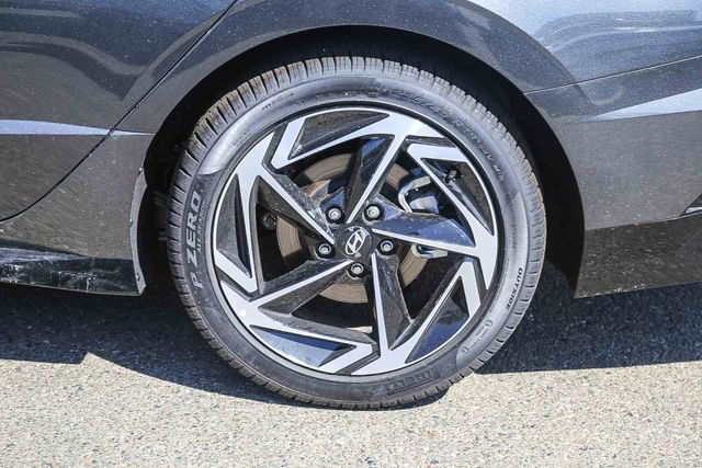 New 2026 Hyundai Sonata SEL FWD image 12