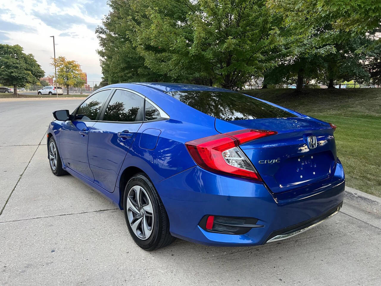 Used 2019 Honda Civic LX image 4