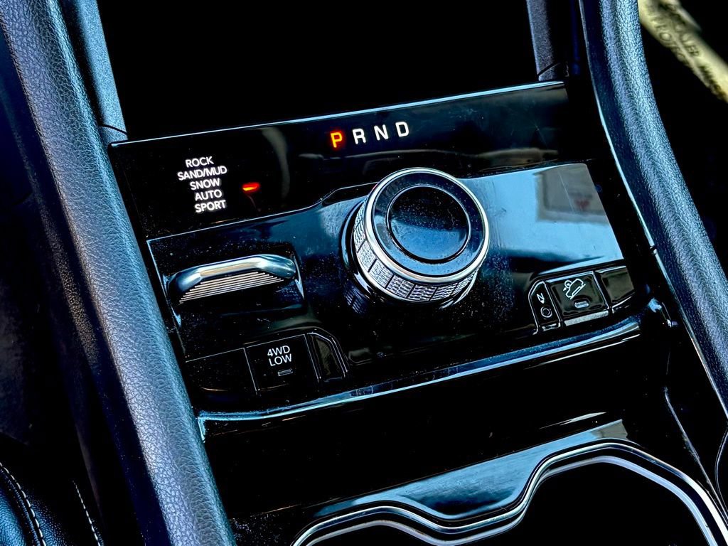 Used 2022 Jeep Grand Cherokee Limited 4xe image 23