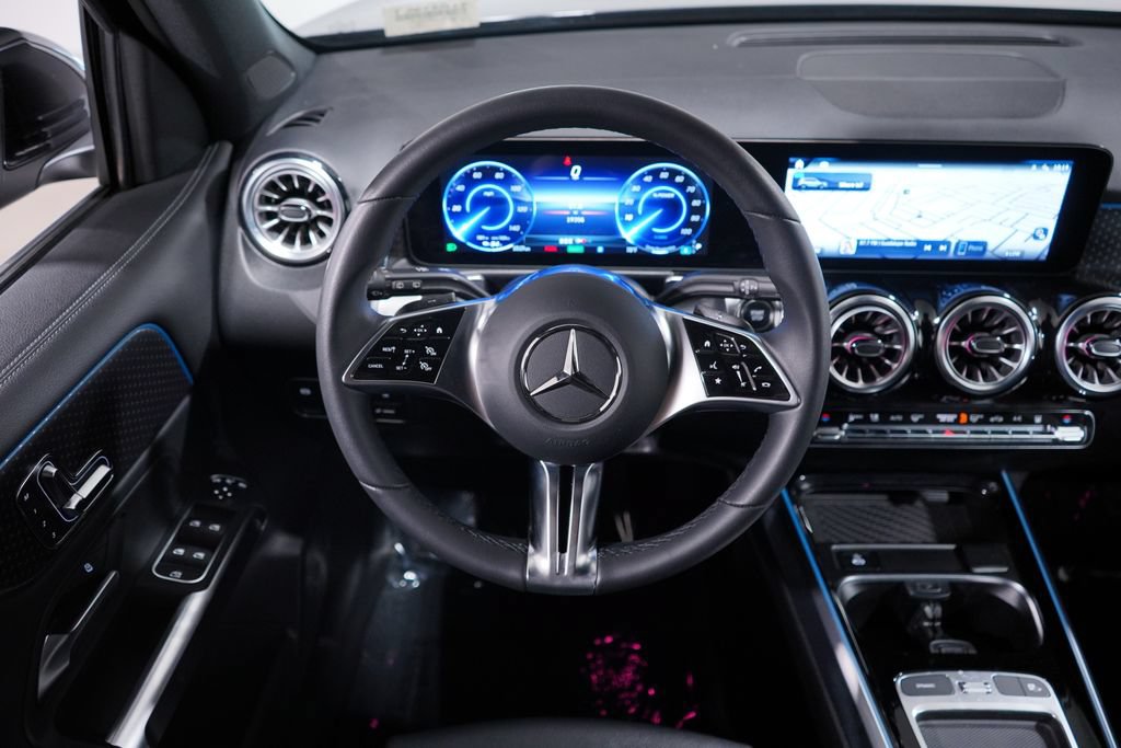 Used 2024 Mercedes-Benz EQB 250+ image 10