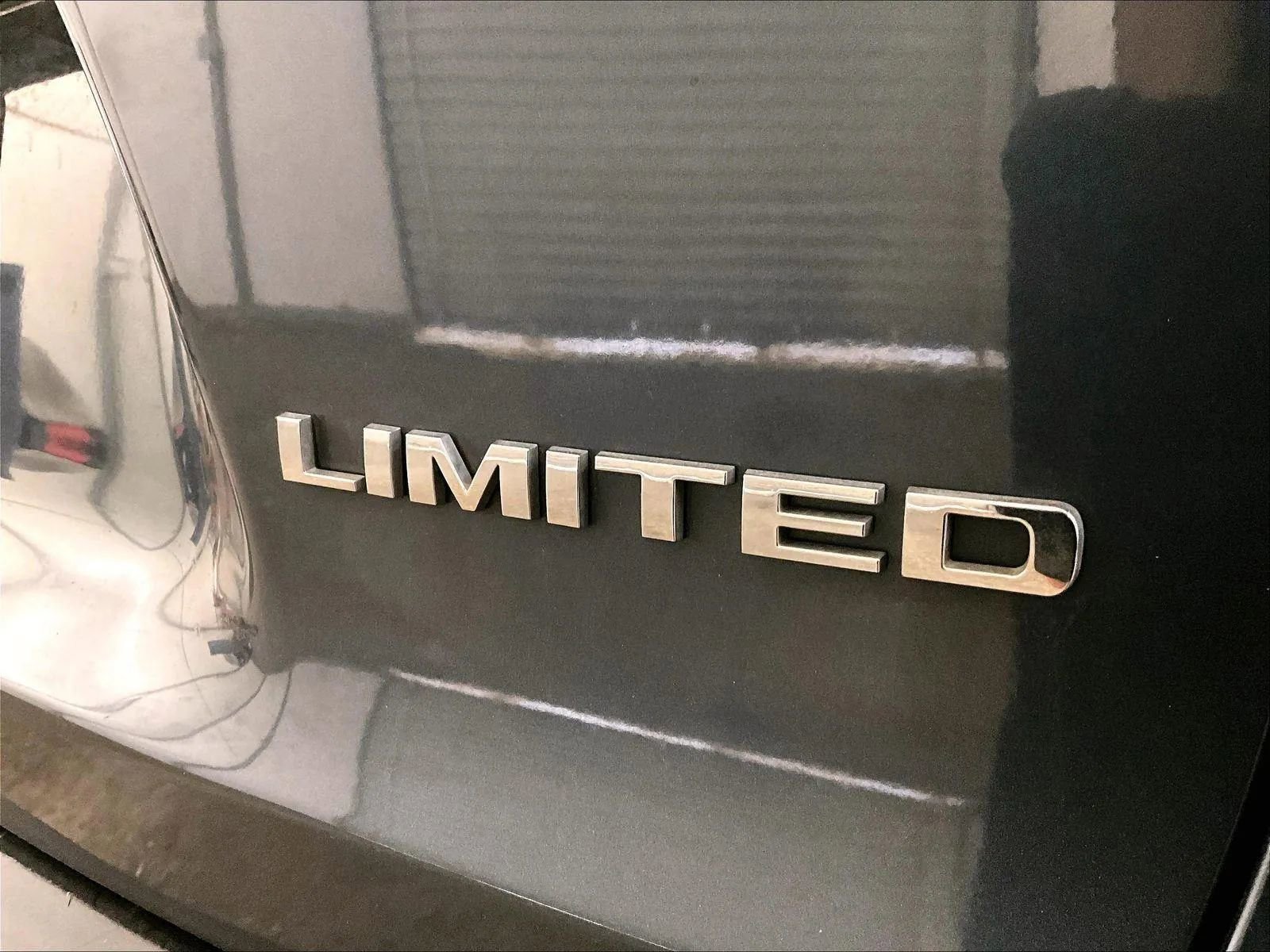 Used 2019 Jeep Cherokee Limited image 13