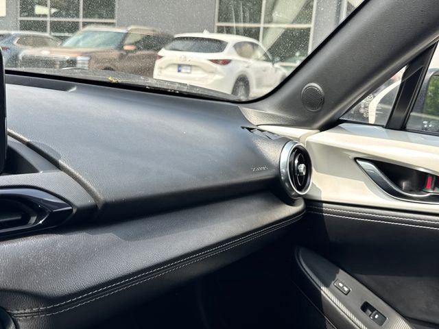 Used 2020 MAZDA MX-5 Miata RF Grand Touring RWD image 28