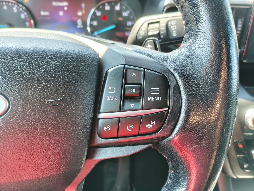 Used 2020 Ford Explorer XLT w/ Equipment Group 202A AWD/4WD image 28