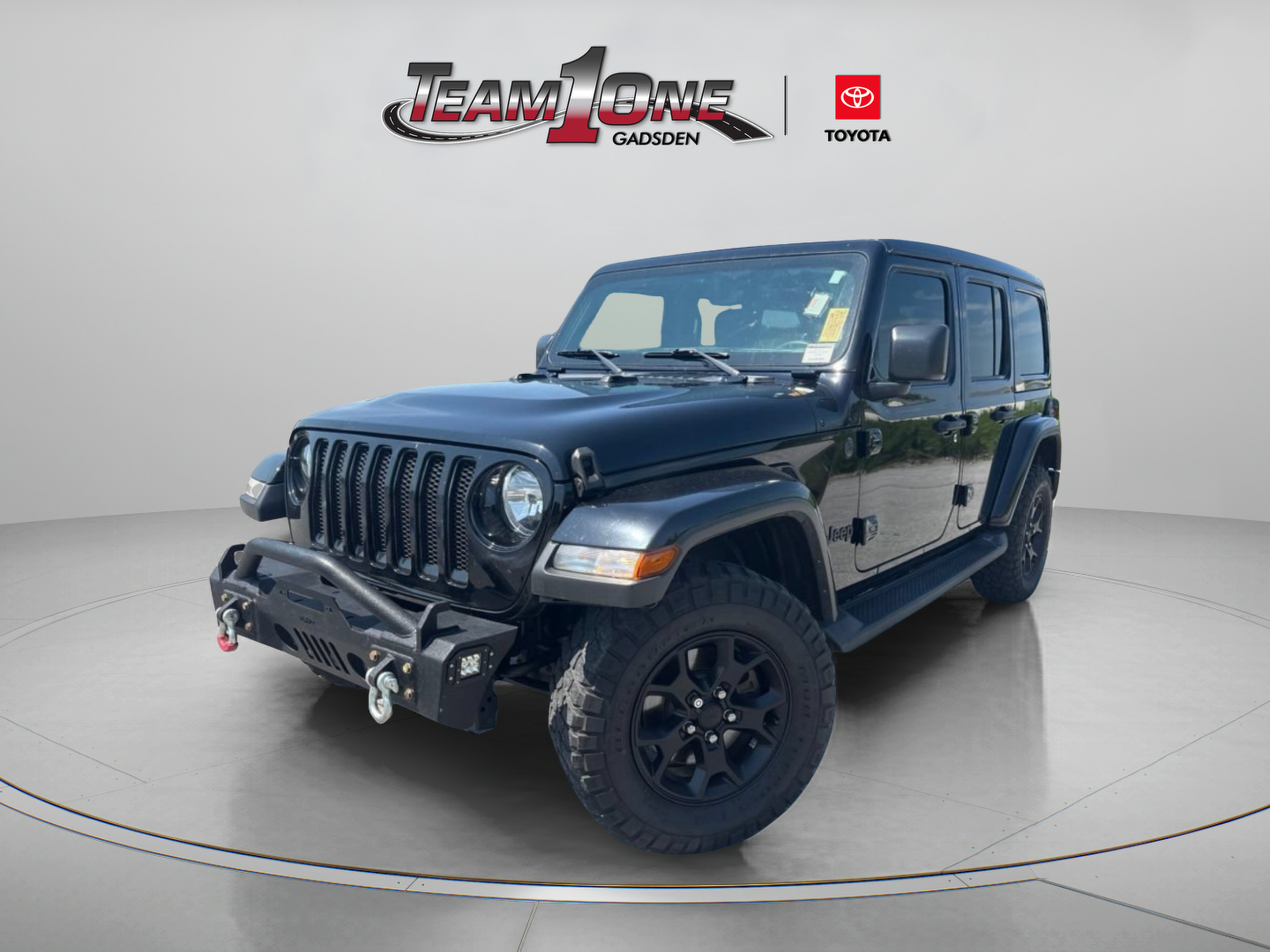 Used 2023 Jeep Wrangler Unlimited Sahara AWD/4WD image 4