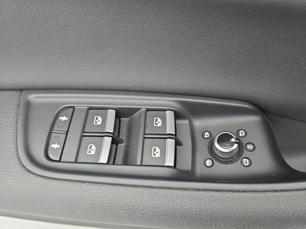 Used 2021 Audi Q7 3.0T Premium Plus w/ Premium Plus Package image 59