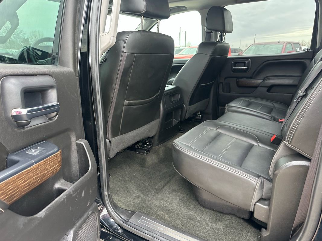 Used 2017 GMC Sierra 3500 Denali w/ Duramax Plus Package image 29
