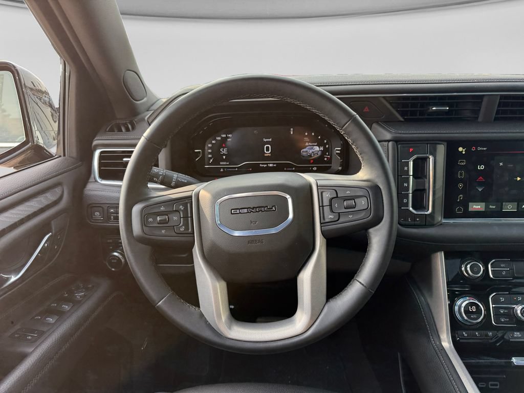 Used 2024 GMC Yukon Denali AWD/4WD image 15