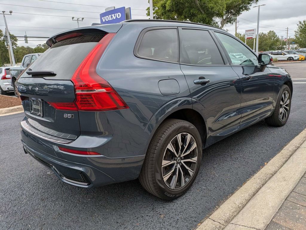 Certified 2024 Volvo XC60 B5 Plus w/ Protection Package Premier AWD/4WD image 6