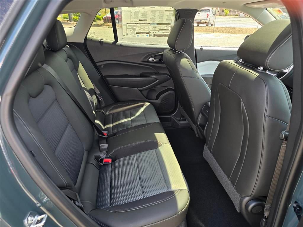 New 2026 Chevrolet Trax LT FWD image 12