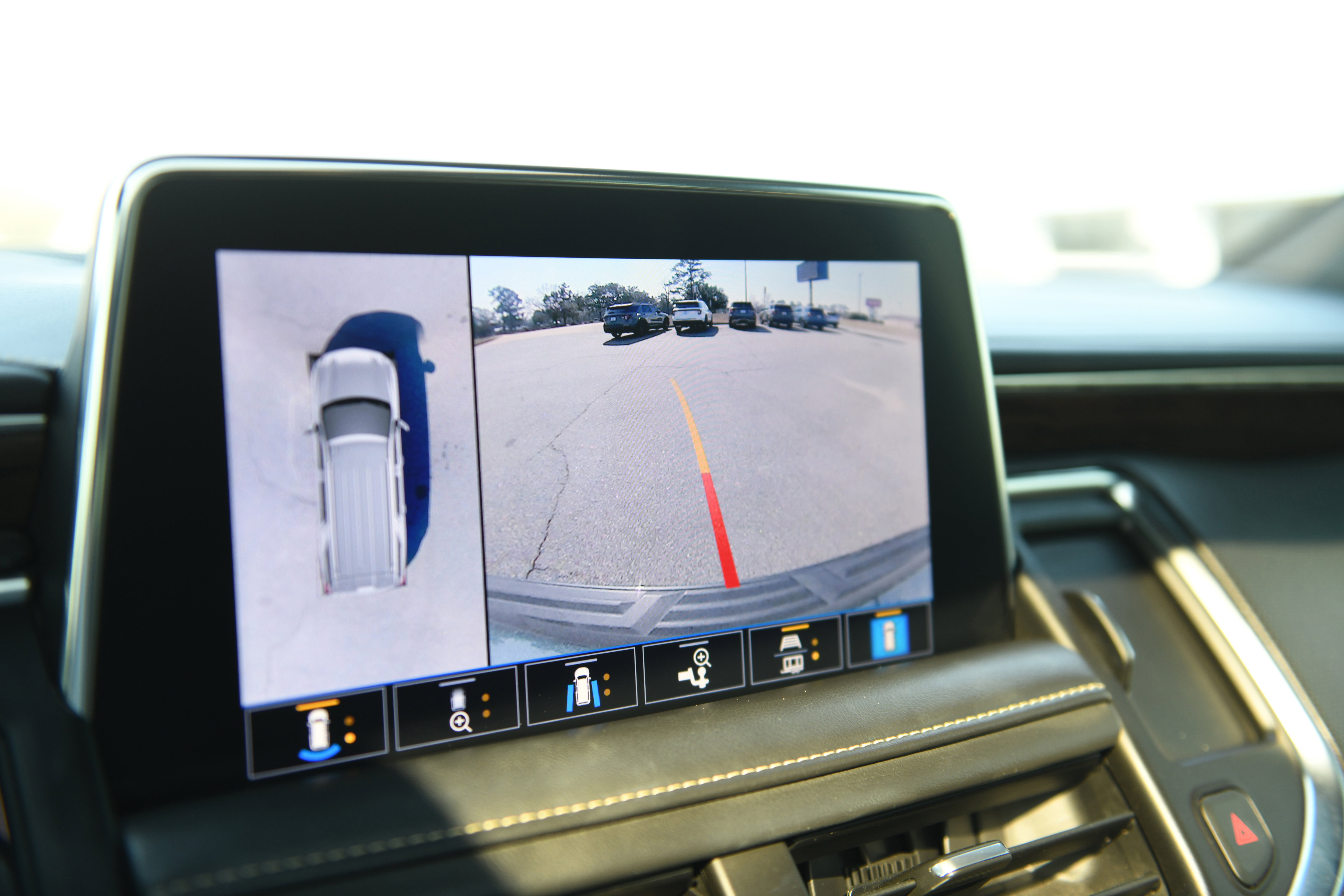 Used 2021 Chevrolet Tahoe Premier image 17