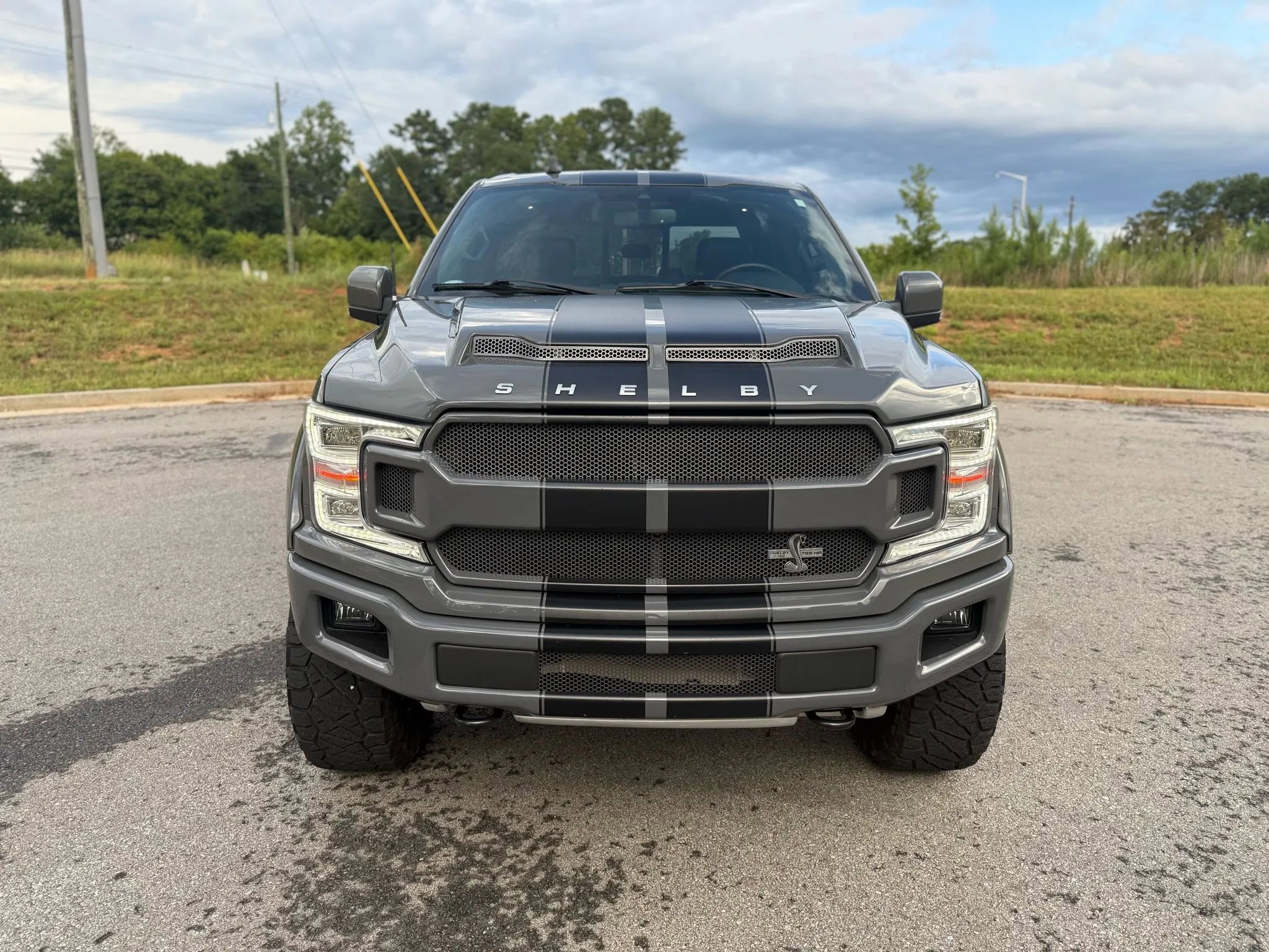 Used 2019 Ford F150 Lariat w/ Equipment Group 502A Luxury image 2