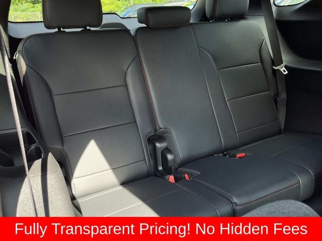 Used 2026 Chevrolet Traverse RS AWD/4WD image 21
