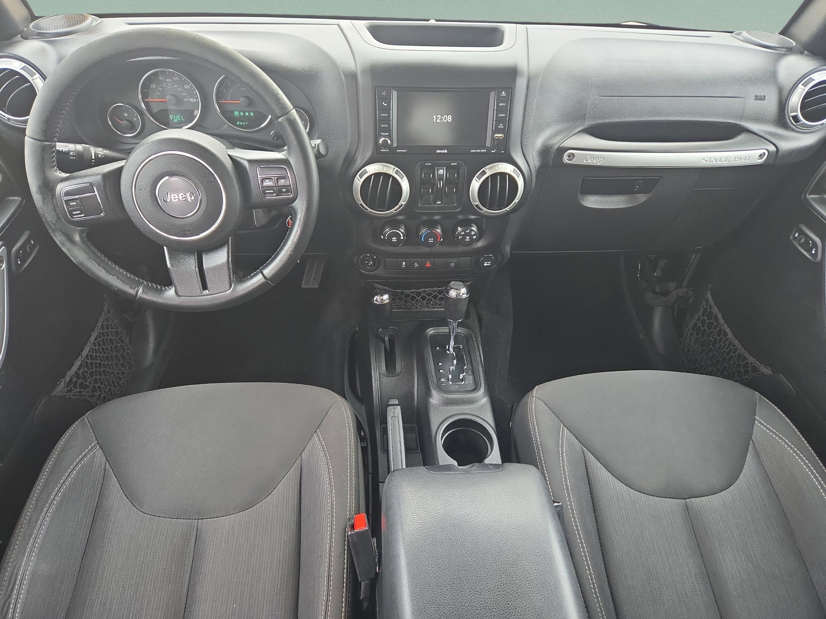 Used 2017 Jeep Wrangler Unlimited Sahara image 11