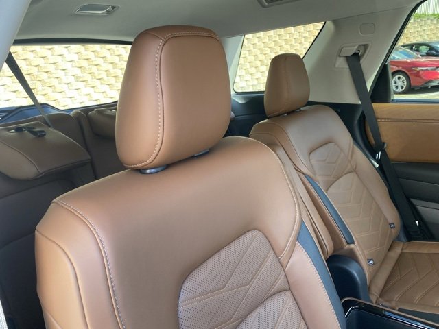 Used 2023 Nissan Pathfinder Platinum image 34
