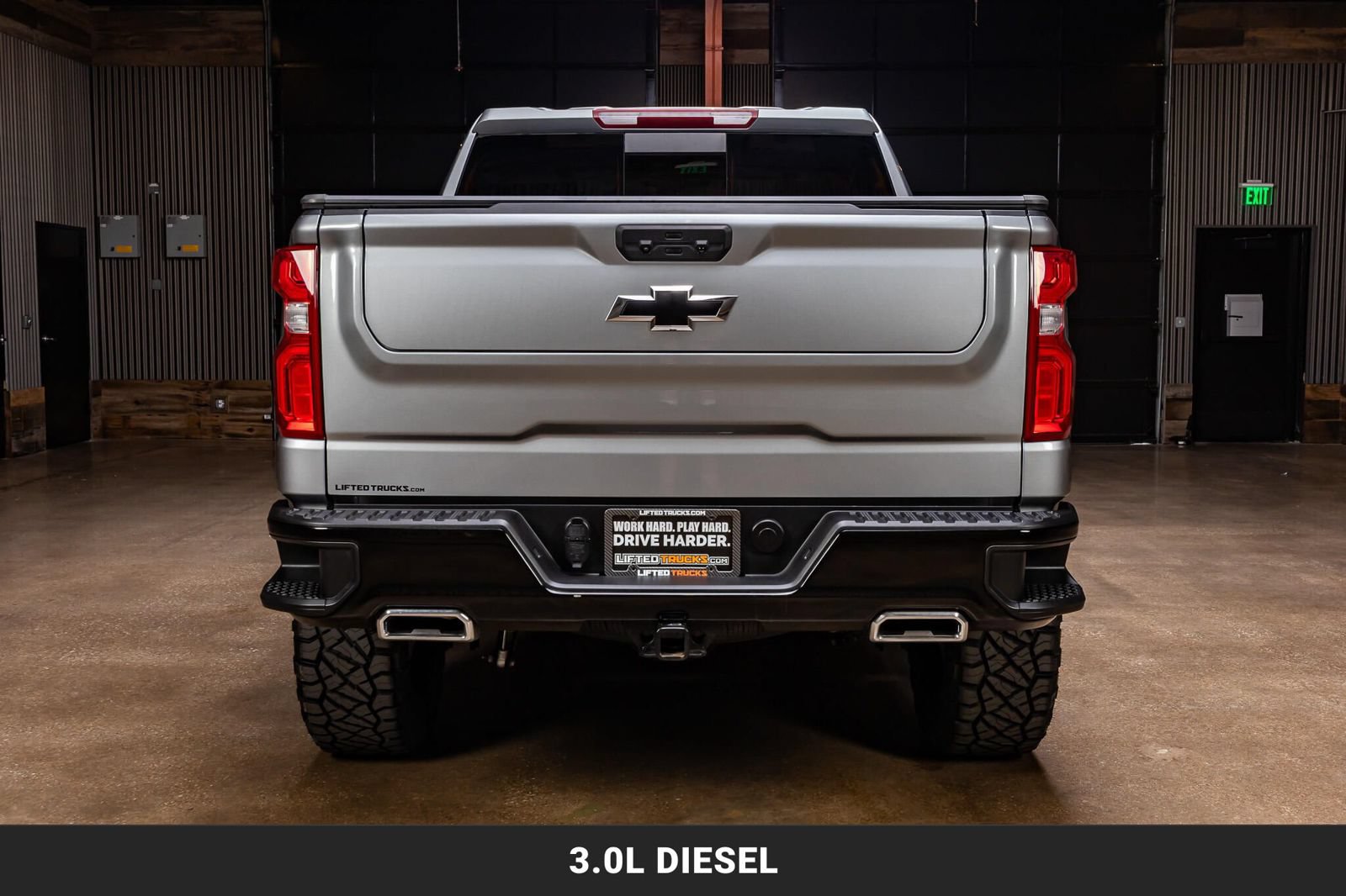 Used 2025 Chevrolet Silverado 1500 LT Trail Boss w/ Convenience Package II AWD/4WD image 8
