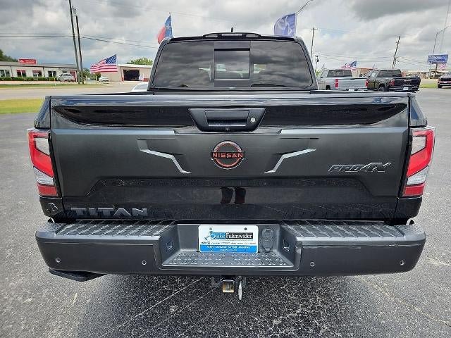 Used 2023 Nissan Titan PRO-4X w/ Pro-4x Convenience Package AWD/4WD image 6