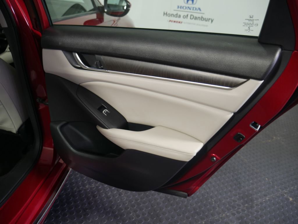 Used 2018 Honda Accord EX-L image 7