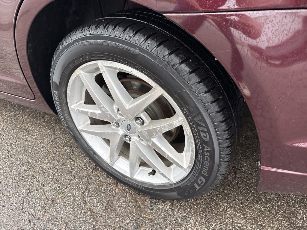 Used 2012 Ford Fusion SEL image 22