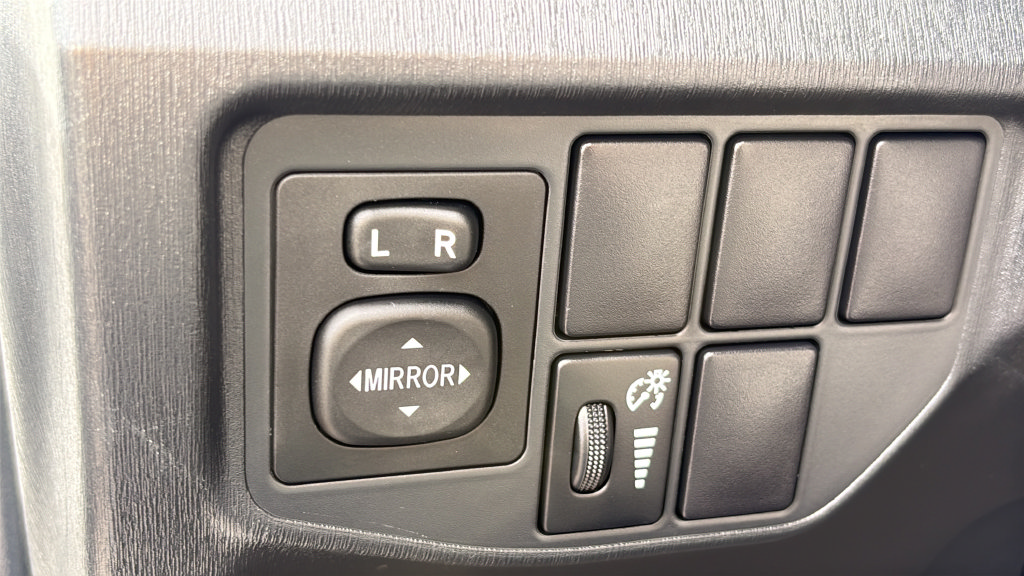 Used 2014 Toyota Prius Three FWD image 18