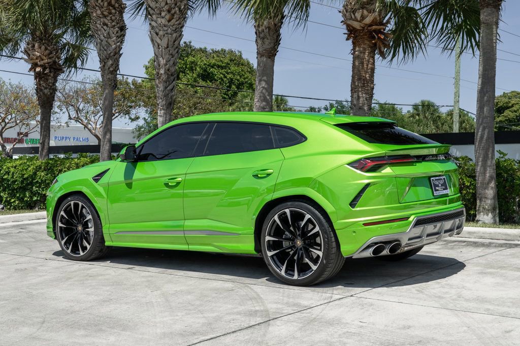 Used 2022 Lamborghini Urus AWD/4WD image 4