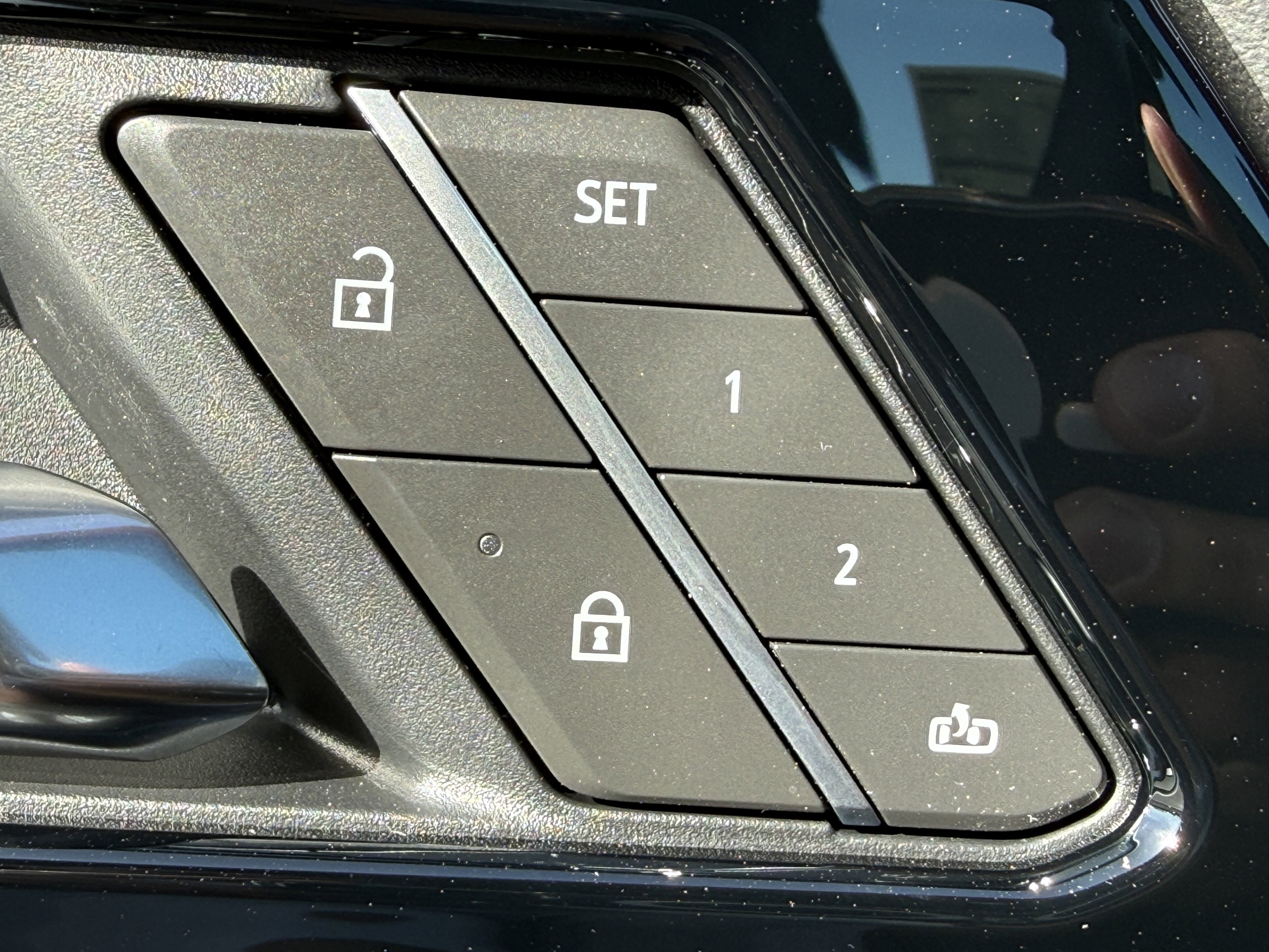 New 2026 GMC Yukon XL Elevation image 37