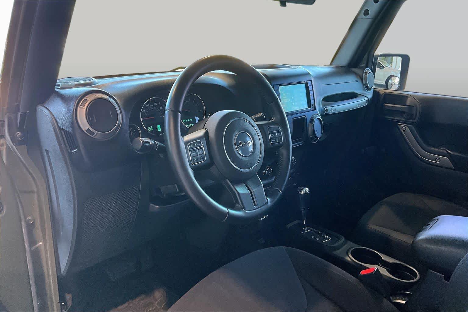 Used 2015 Jeep Wrangler Sport w/ Quick Order Package 24S AWD/4WD image 19