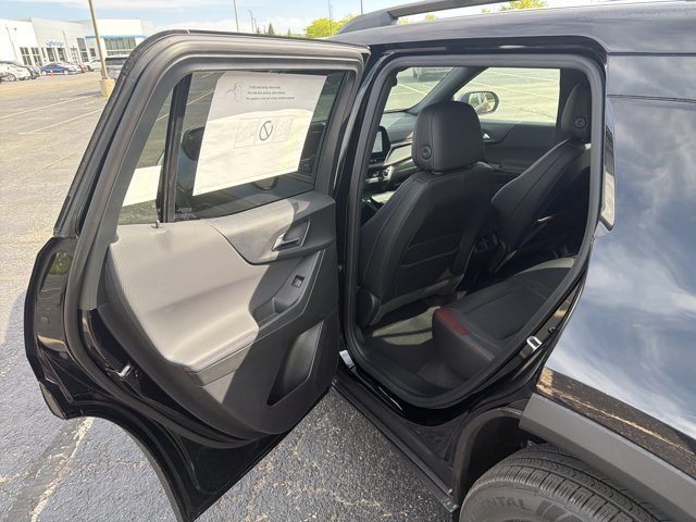 New 2026 Chevrolet Equinox RS w/ Convenience Package III AWD/4WD image 23