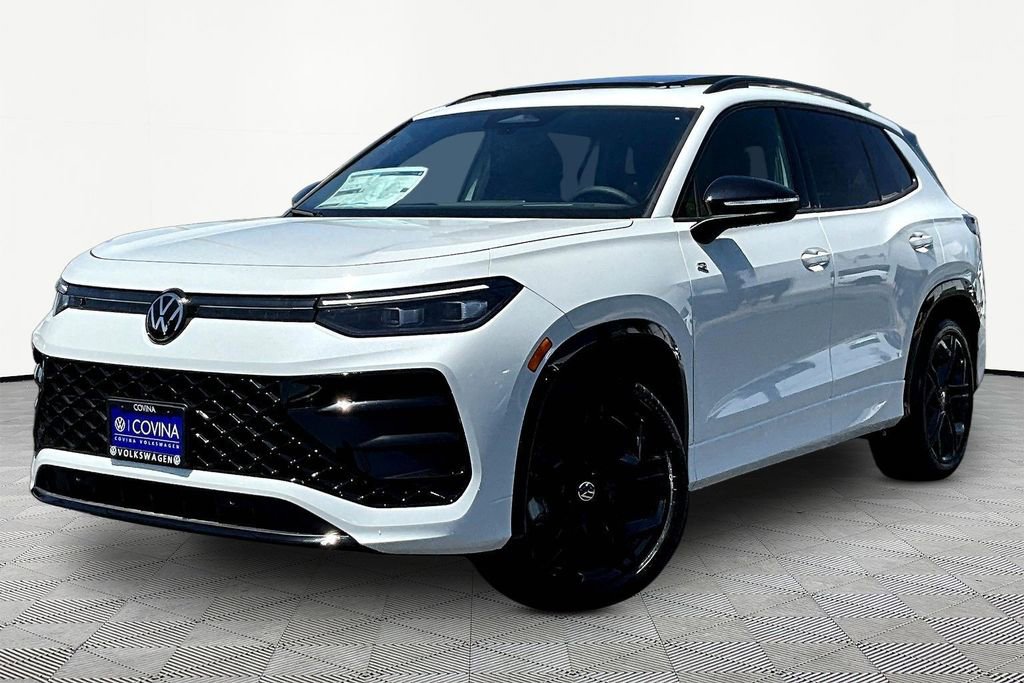 New 2026 Volkswagen Tiguan SE R-Line FWD image 3