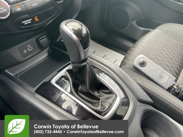 Used 2020 Nissan Rogue SV AWD/4WD image 23