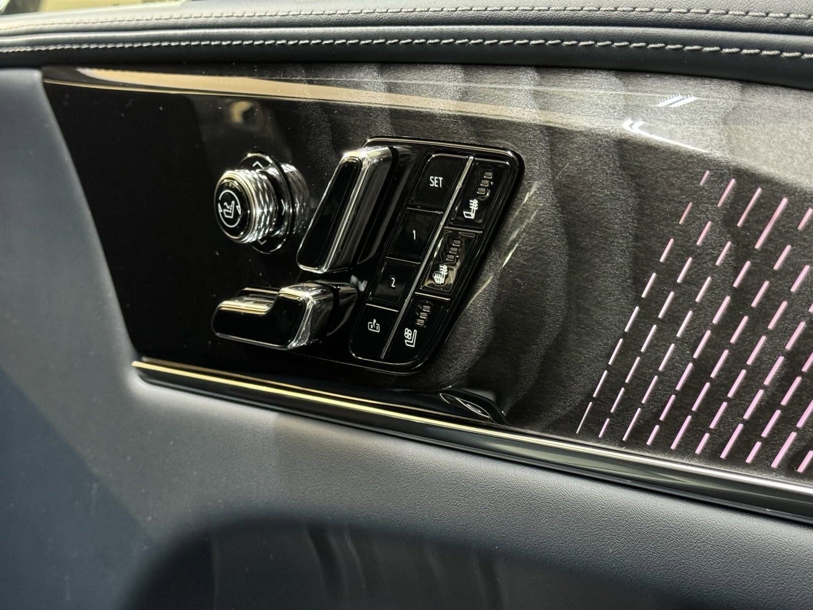 New 2025 Cadillac Escalade IQ Luxury 2 image 60