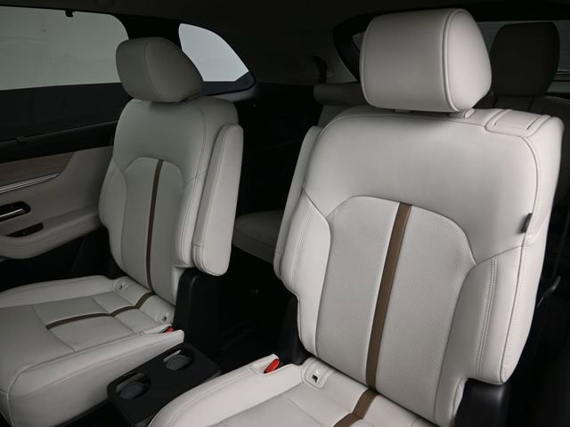 Certified 2024 MAZDA CX-90 Plug-In Hybrid w/ Premium Plus image 12