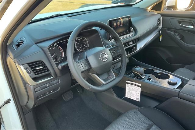 New 2026 Nissan Rogue SV image 7