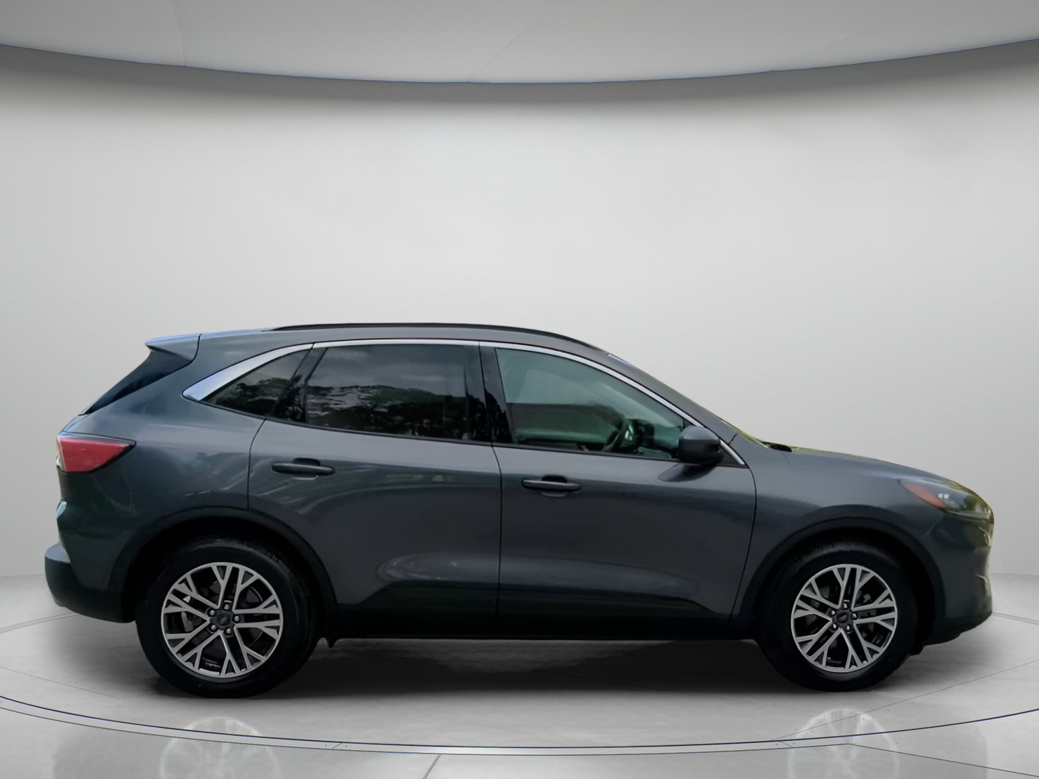 Certified 2020 Ford Escape SEL FWD image 32