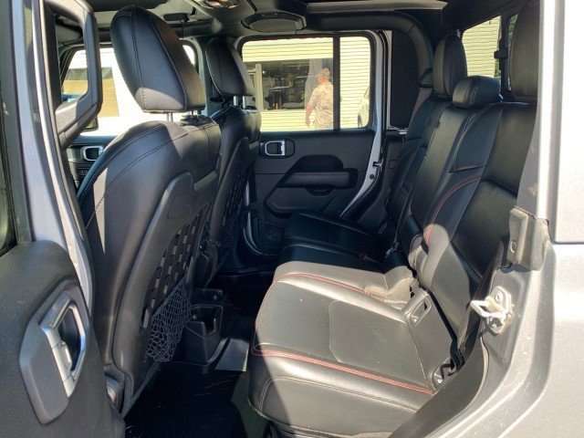 Used 2020 Jeep Gladiator Rubicon image 12