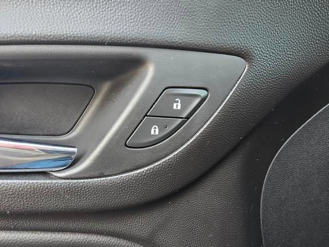 Used 2019 Chevrolet Equinox LT AWD/4WD image 31