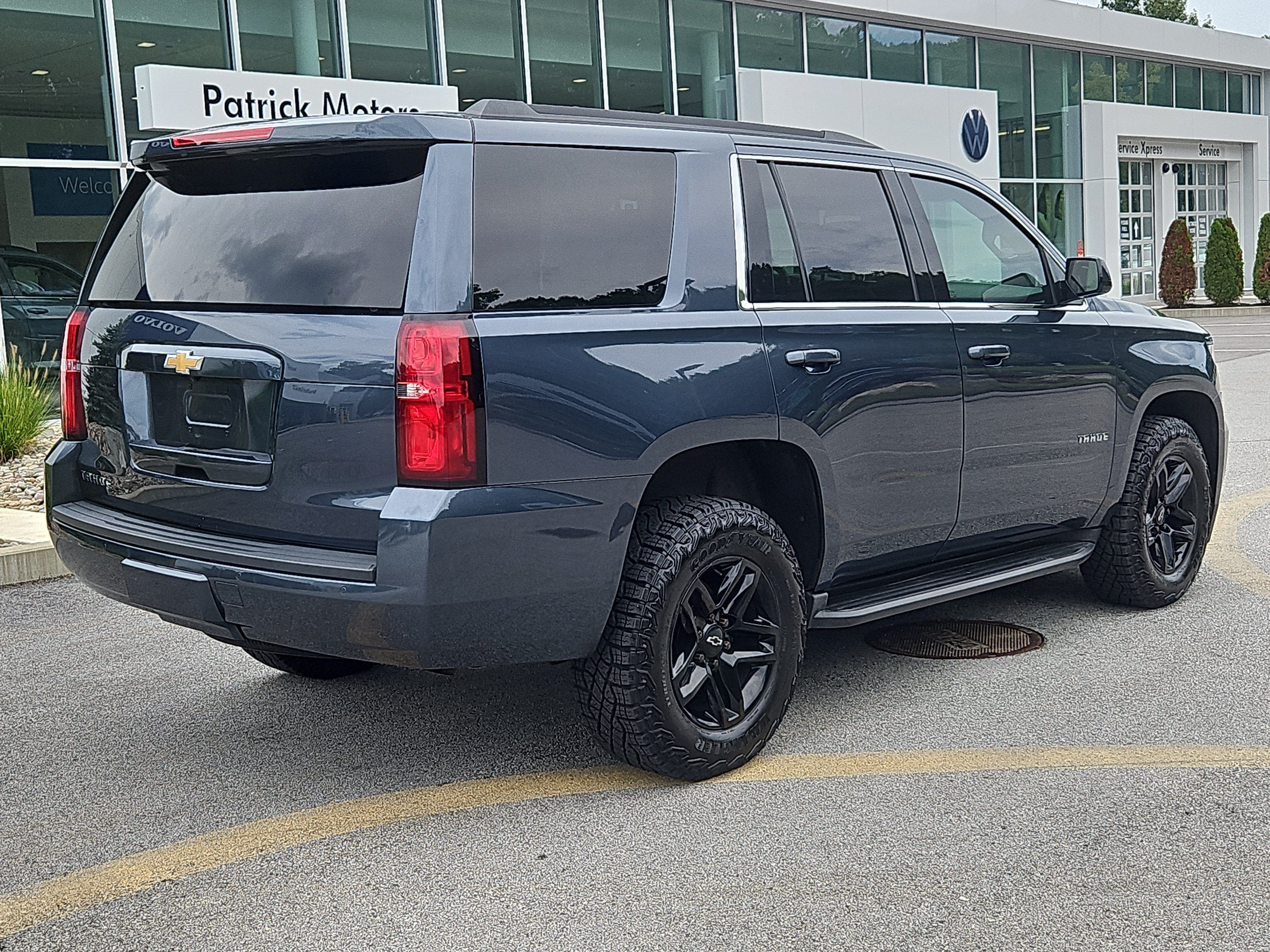 Used 2020 Chevrolet Tahoe LT AWD/4WD image 2