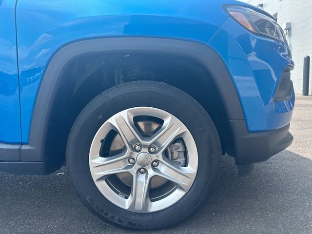 Certified 2023 Jeep Compass Latitude w/ Convenience Group AWD/4WD image 12